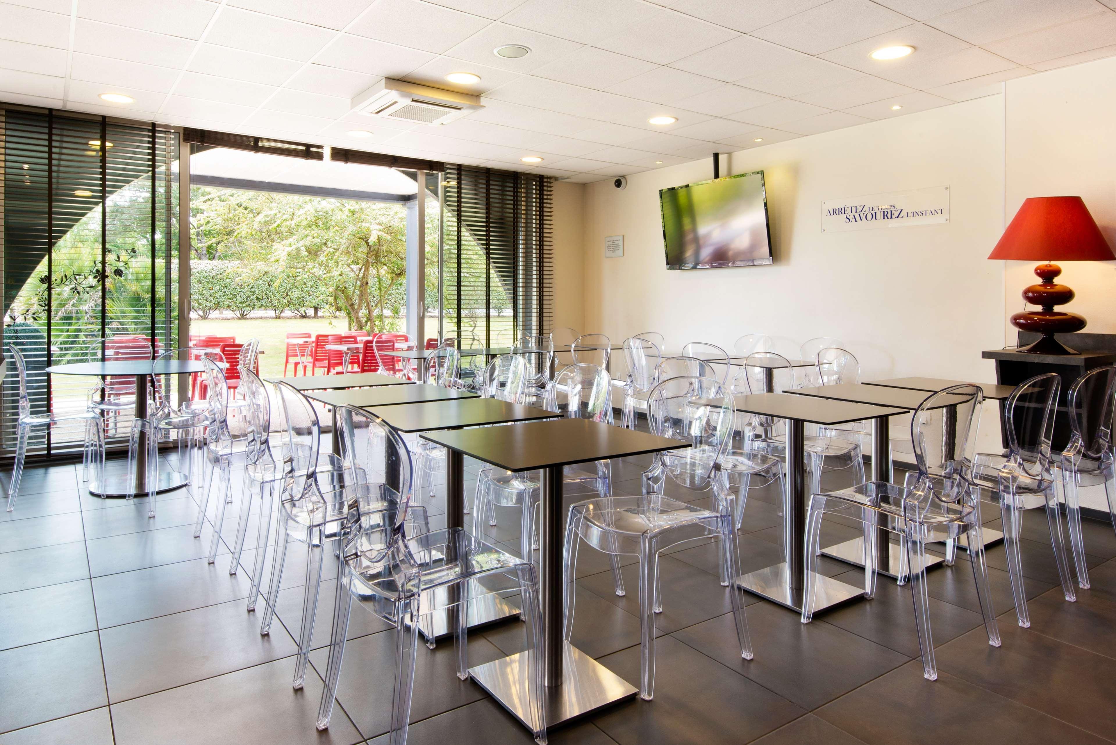 Hotel Kyriad La Rochelle Centre Ville Ngoại thất bức ảnh