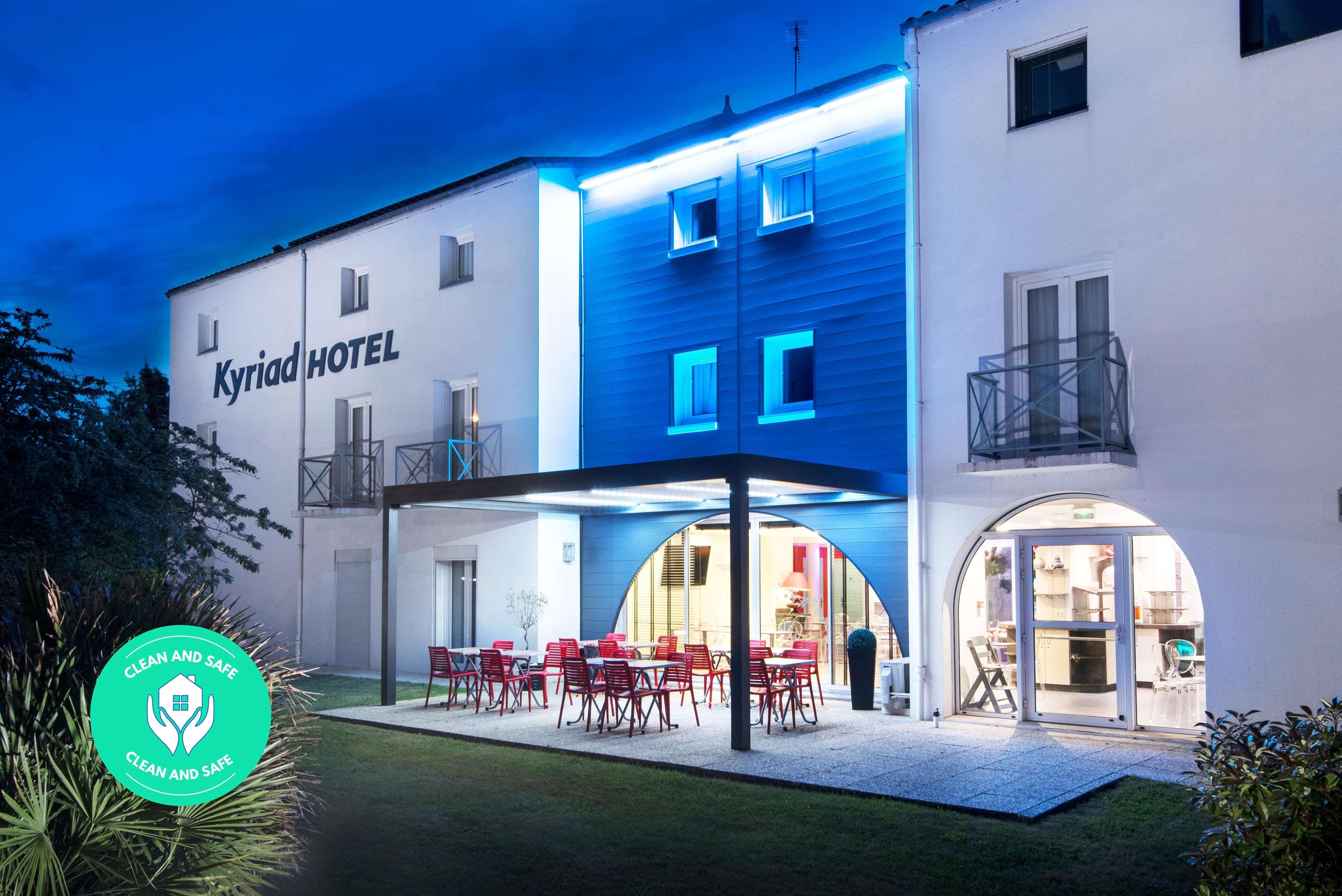 Hotel Kyriad La Rochelle Centre Ville Ngoại thất bức ảnh