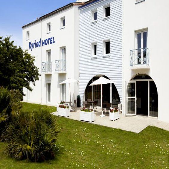 Hotel Kyriad La Rochelle Centre Ville Ngoại thất bức ảnh